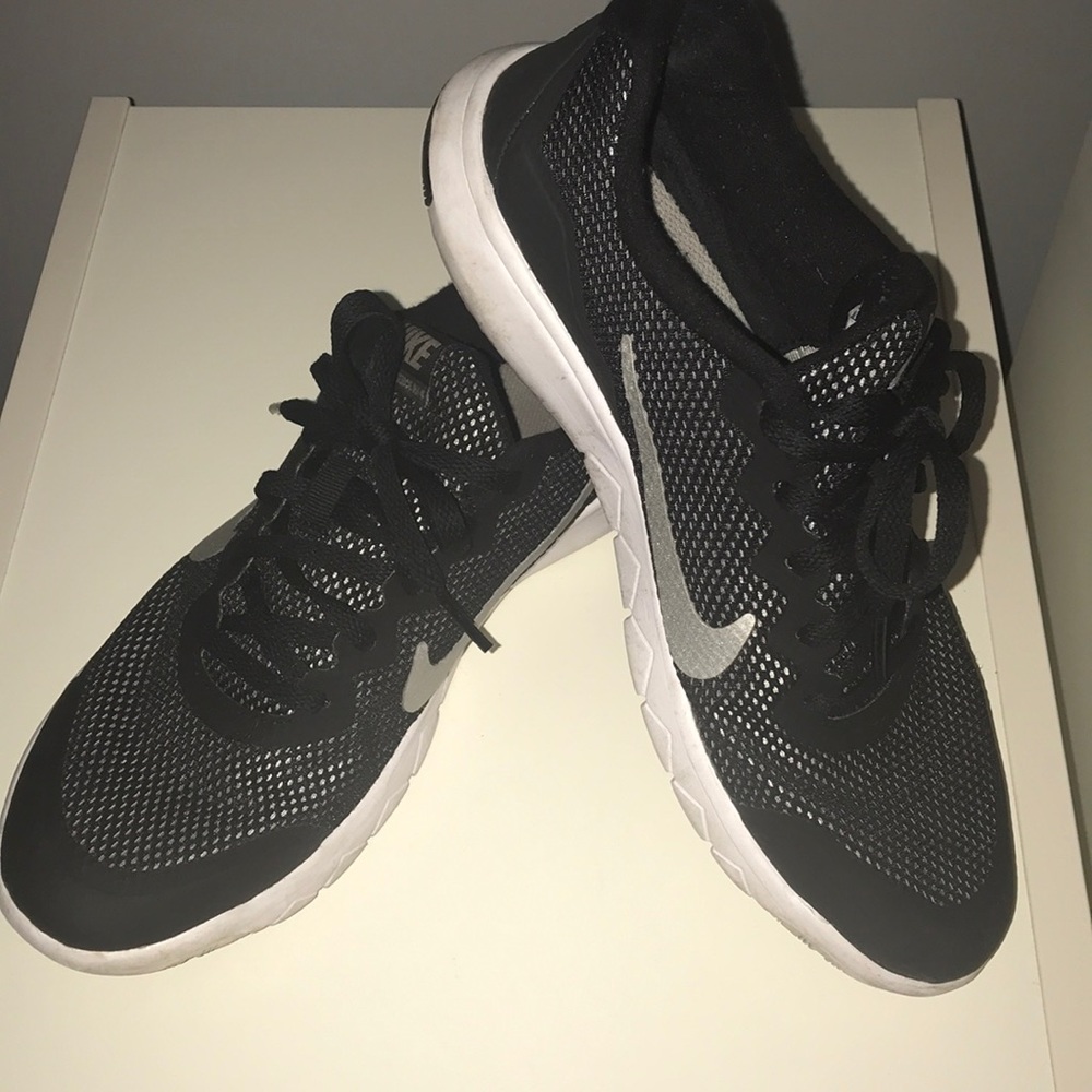 Nike Flex Experience RN 4